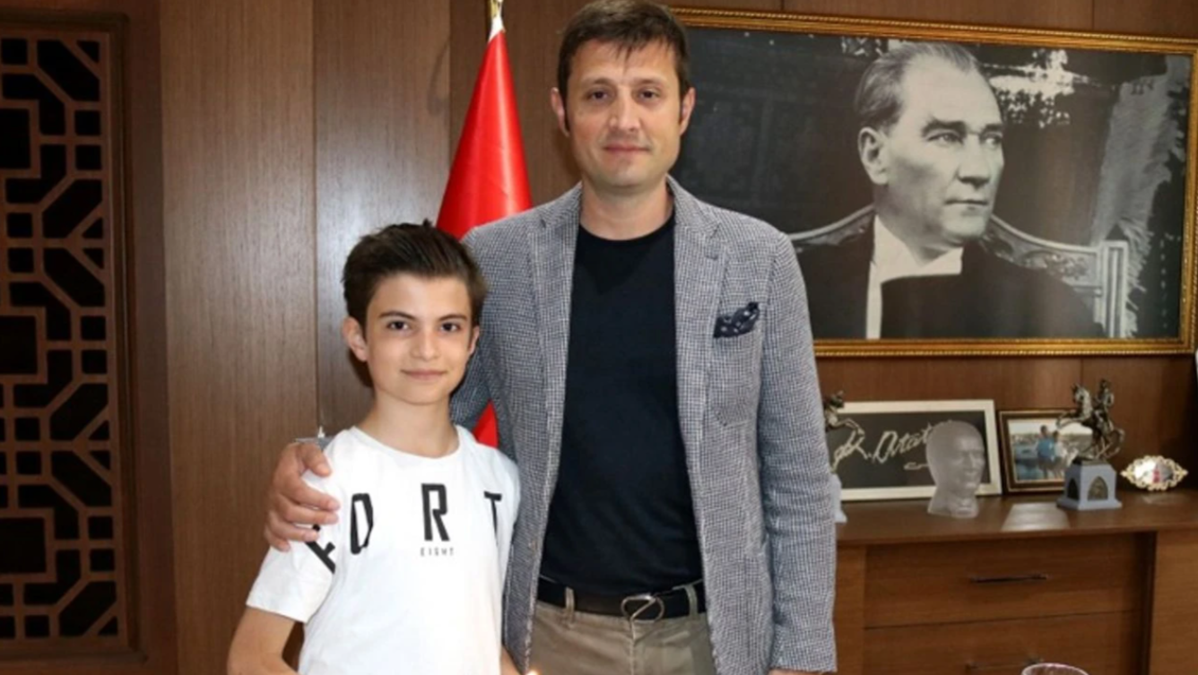 MİNİK MUCİTTEN BAŞKANIMIZ AKAY’A ZİYARET